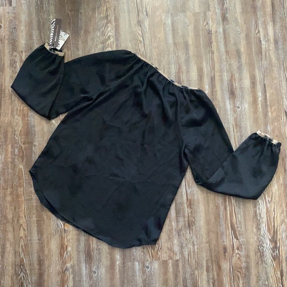 Dana Buchman Black Balloon Sleeve Blouse - Picture 2 of 2